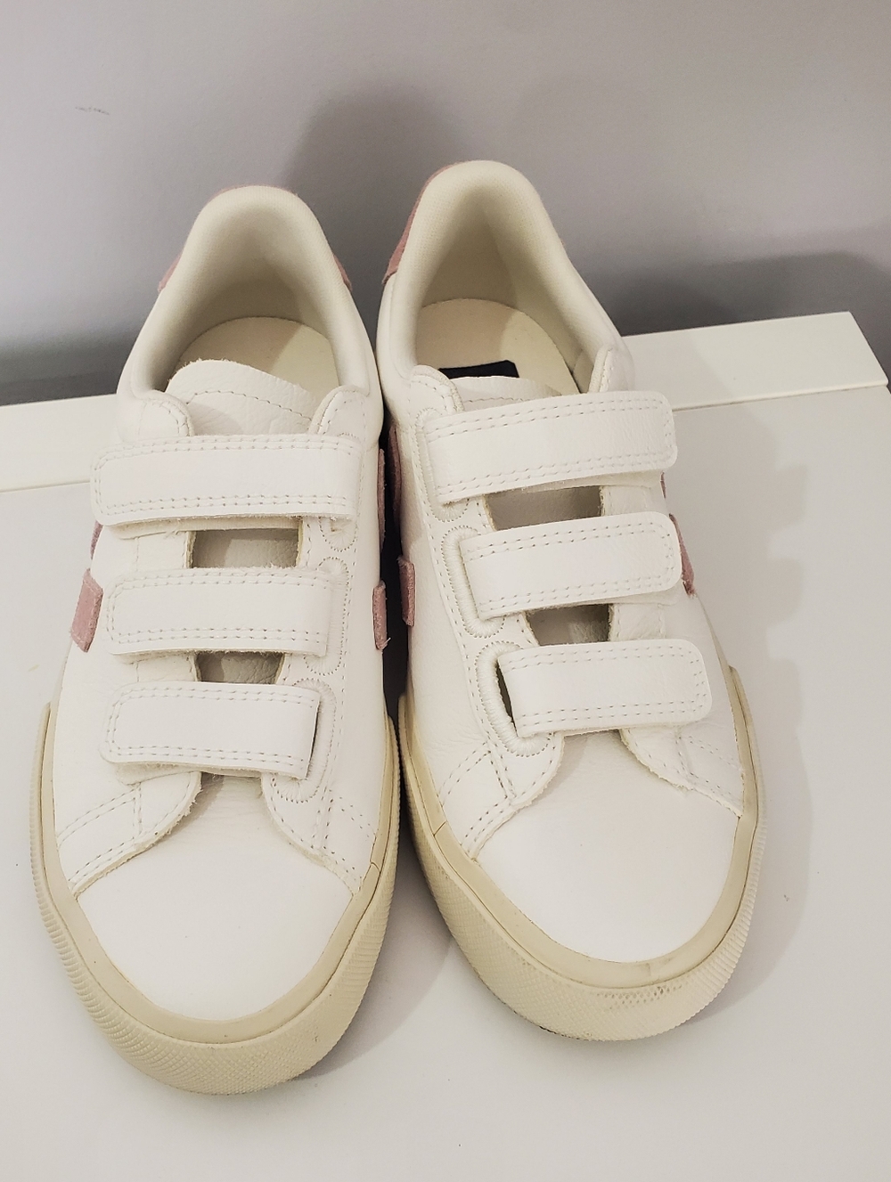 VEJA Womens Recife Logo Sneakers Size 5 - Picture 9 of 16